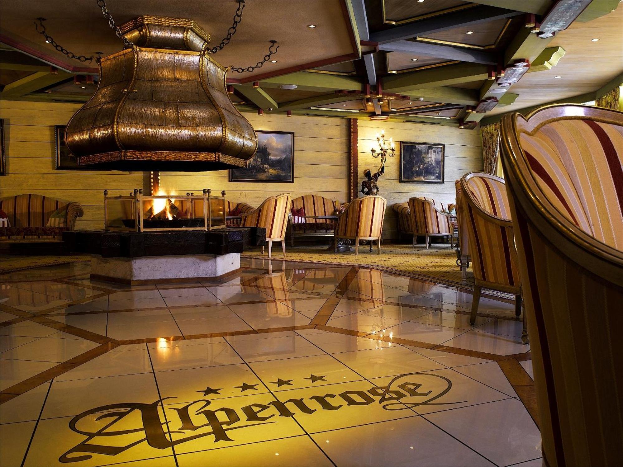 Alpenrose Wellnesshotel Bach  Exterior photo
