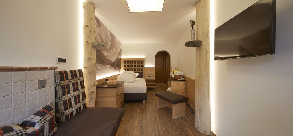 Alpenrose Wellnesshotel Bach  Exterior photo